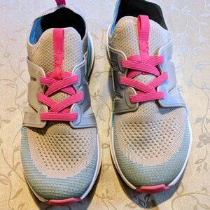 Athletic Works women's gry/multi stretch sneaker slip ons, size 6